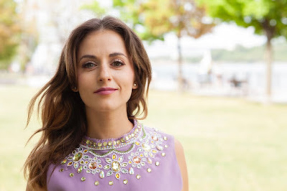 Meet your Posher, Anne - Picture 1 of 1